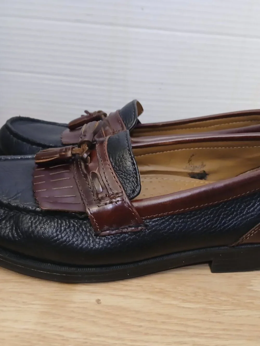 Dockers Loafers Mens 9.5 M Tassel Black, Brown Slip On Strategy Shoes